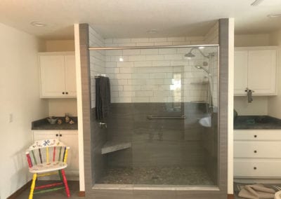 Frame-less glass door